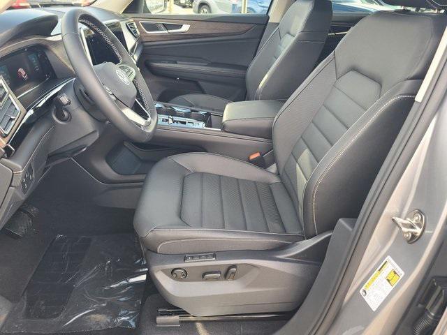 new 2026 Volkswagen Atlas car, priced at $49,249