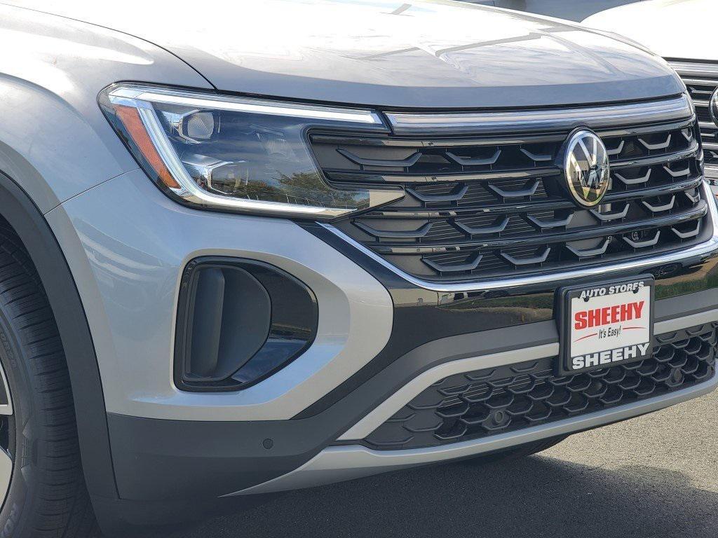 new 2026 Volkswagen Atlas Cross Sport car, priced at $43,062