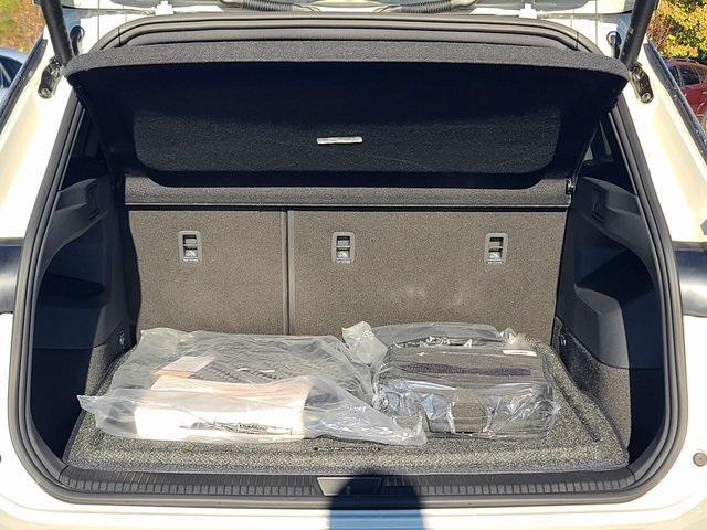 new 2026 Volkswagen Tiguan car, priced at $43,239