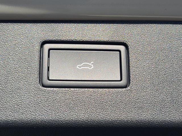 new 2026 Volkswagen Tiguan car, priced at $43,239