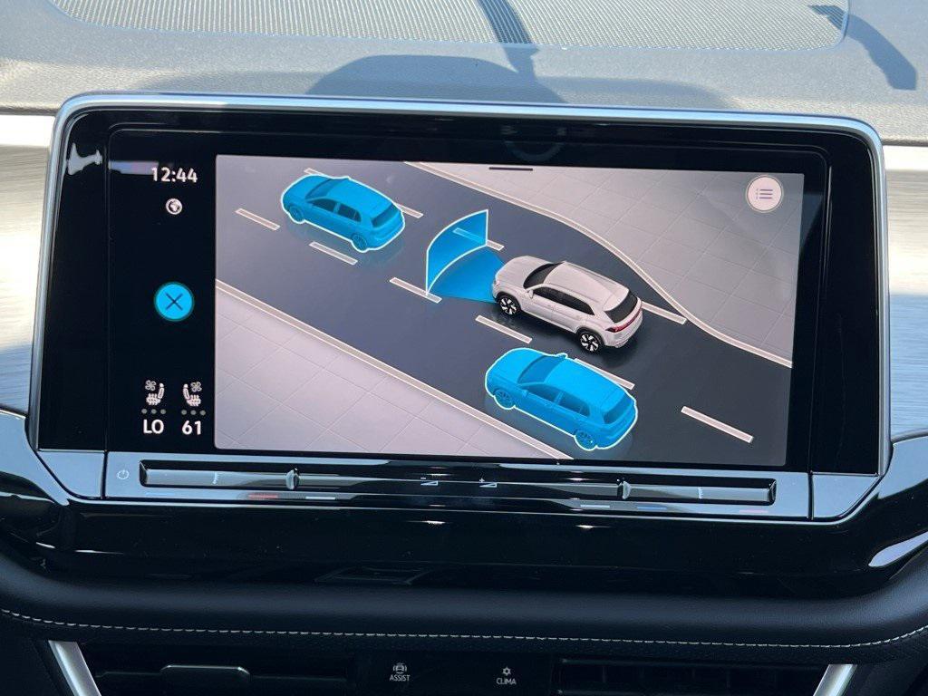 new 2025 Volkswagen Atlas Cross Sport car, priced at $43,186