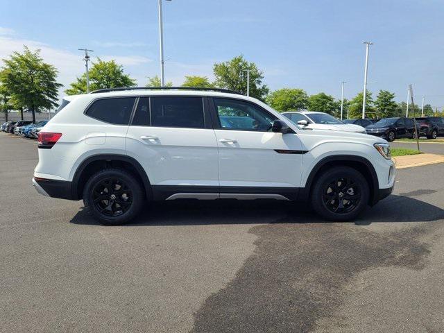 new 2024 Volkswagen Atlas car, priced at $41,058