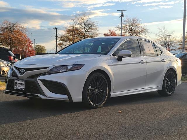 used 2024 Toyota Camry Hybrid car, priced at $33,437