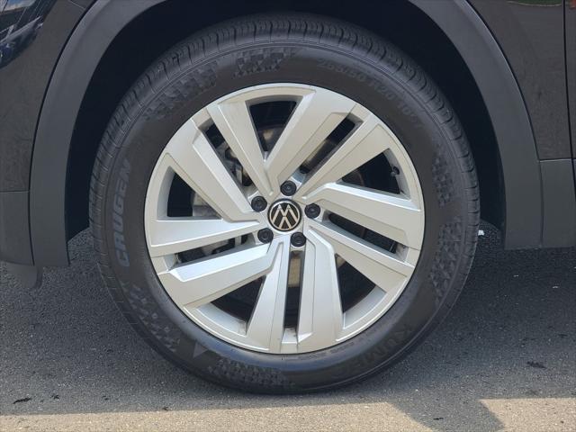 used 2021 Volkswagen Atlas car, priced at $28,300