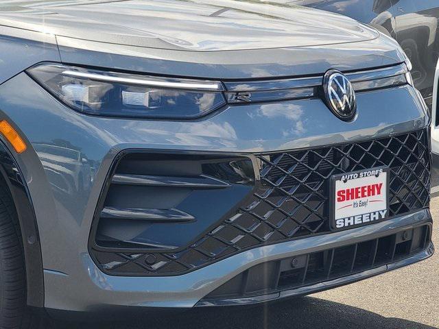 new 2025 Volkswagen Tiguan car, priced at $35,941