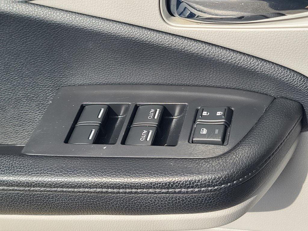 used 2017 Honda Pilot car, priced at $20,400