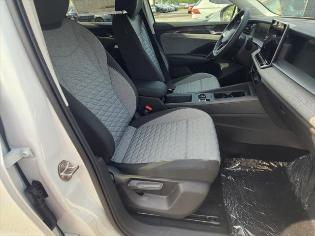 new 2025 Volkswagen Tiguan car, priced at $31,930
