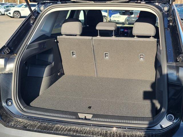 new 2026 Volkswagen Tiguan car, priced at $30,293