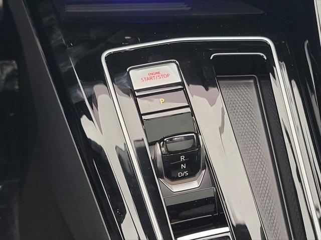 new 2025 Volkswagen Golf GTI car, priced at $38,564