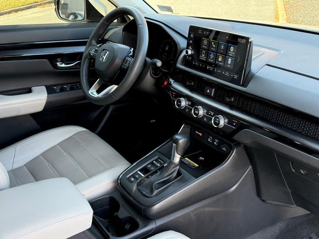 used 2023 Honda CR-V car, priced at $30,300