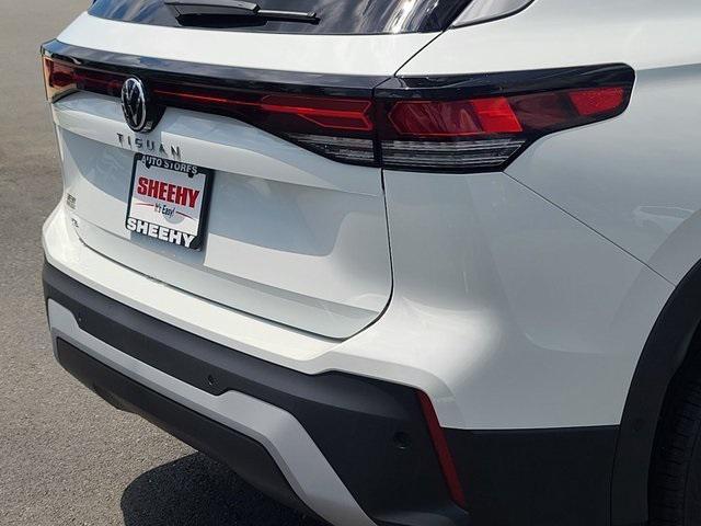 new 2025 Volkswagen Tiguan car, priced at $33,255