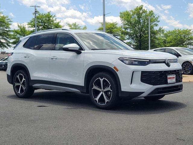 new 2025 Volkswagen Tiguan car, priced at $33,255
