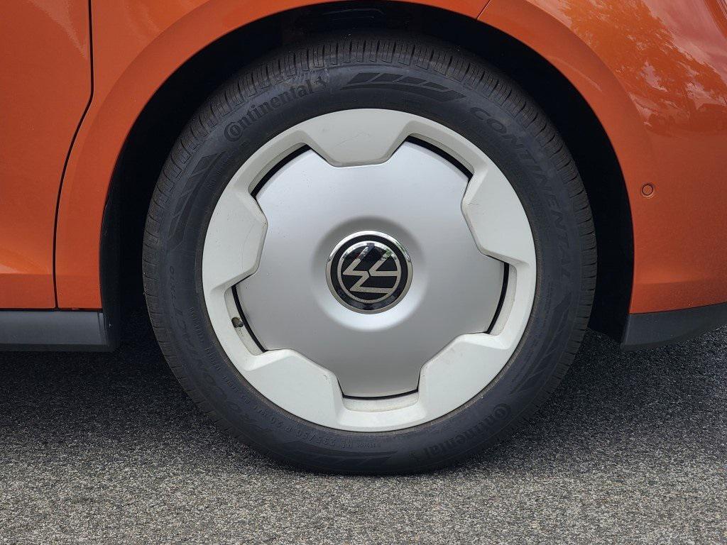 new 2025 Volkswagen ID. Buzz car, priced at $63,553