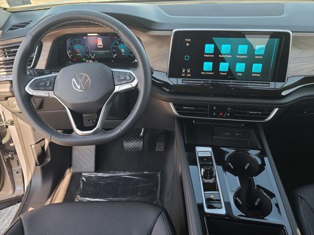 new 2024 Volkswagen Atlas car, priced at $41,896