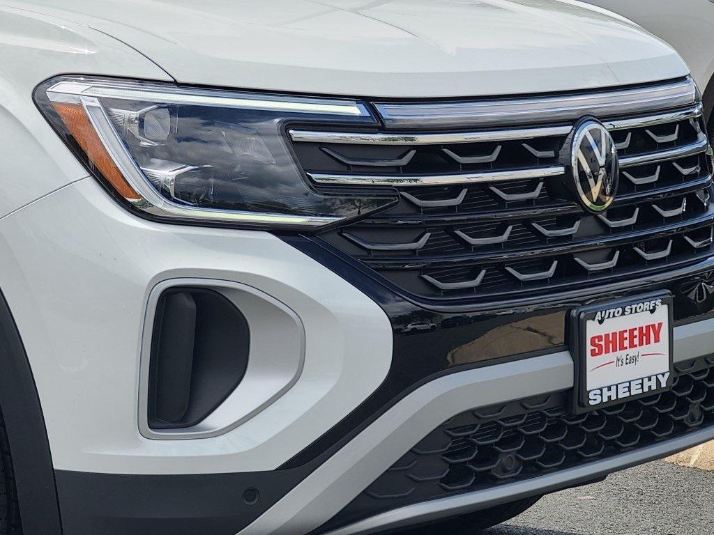 new 2025 Volkswagen Atlas car, priced at $42,539
