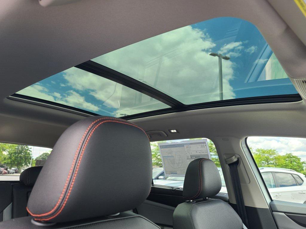 new 2025 Volkswagen Atlas car, priced at $42,539