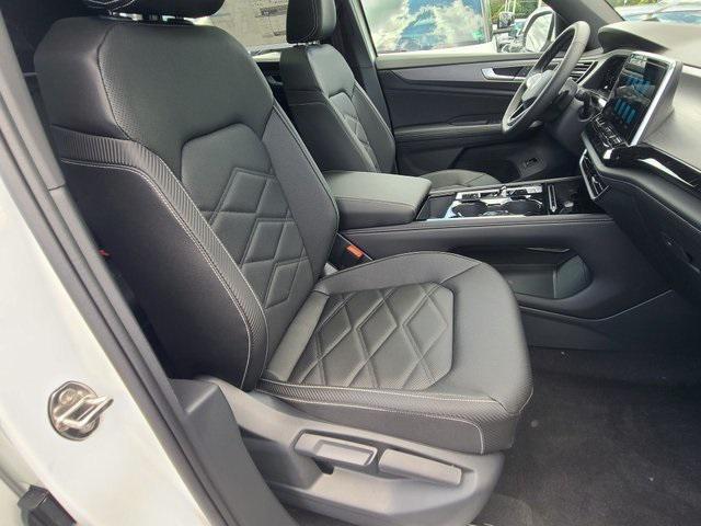new 2026 Volkswagen Atlas Cross Sport car, priced at $47,801