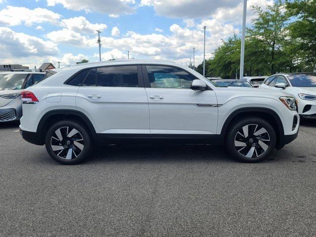 new 2026 Volkswagen Atlas Cross Sport car, priced at $47,801