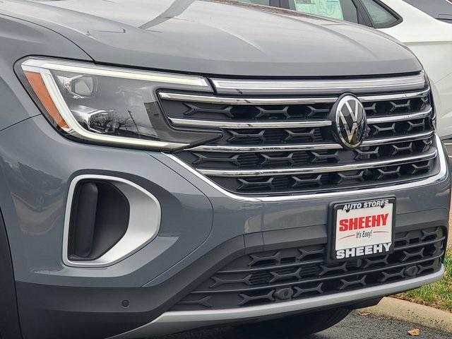 new 2025 Volkswagen Atlas car, priced at $44,471