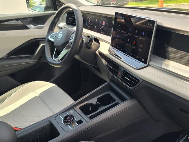 new 2025 Volkswagen Tiguan car, priced at $34,463