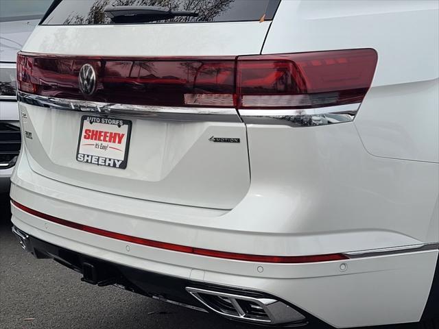 new 2025 Volkswagen Atlas car, priced at $52,735