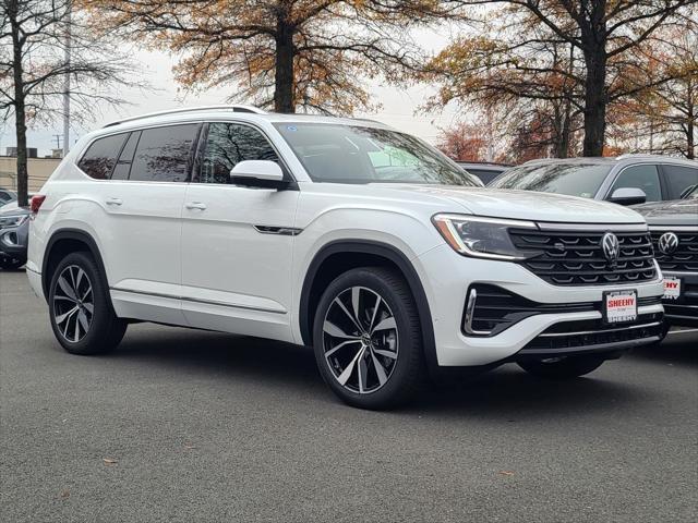 new 2025 Volkswagen Atlas car, priced at $52,735