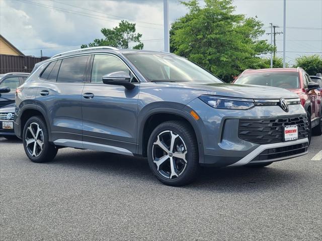 new 2025 Volkswagen Tiguan car, priced at $35,823