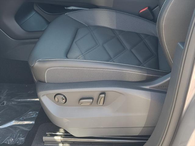 new 2025 Volkswagen Atlas car, priced at $42,853