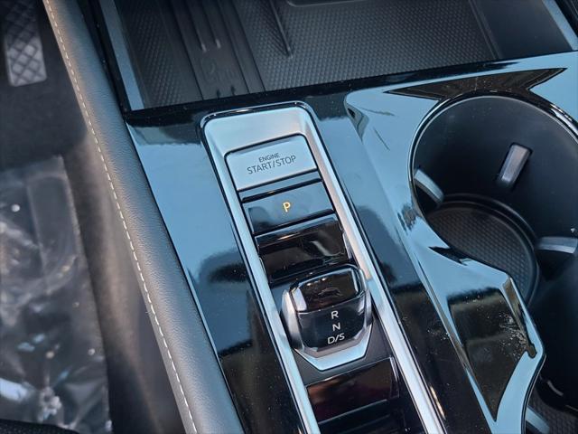 new 2025 Volkswagen Atlas car, priced at $42,853