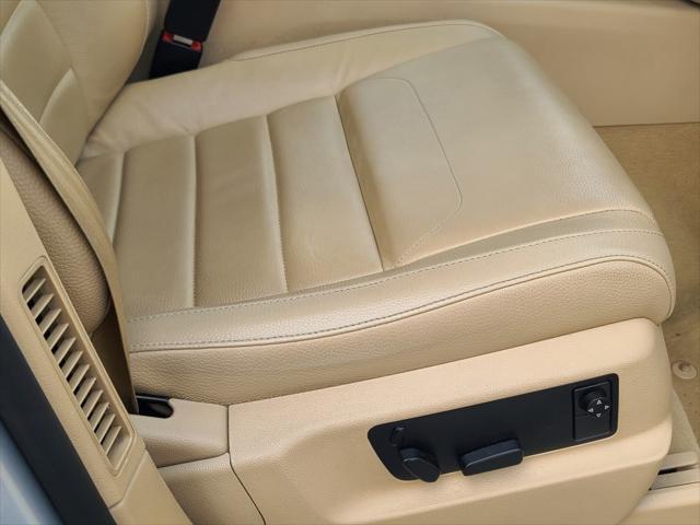 used 2008 Volkswagen Touareg 2 car, priced at $9,000