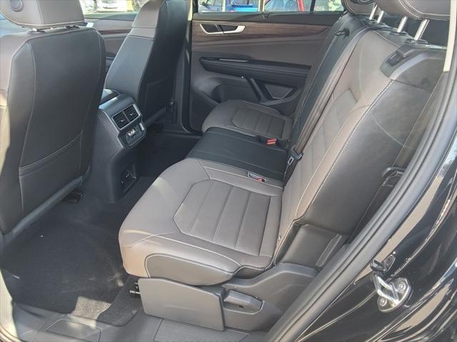 new 2025 Volkswagen Atlas car, priced at $46,506