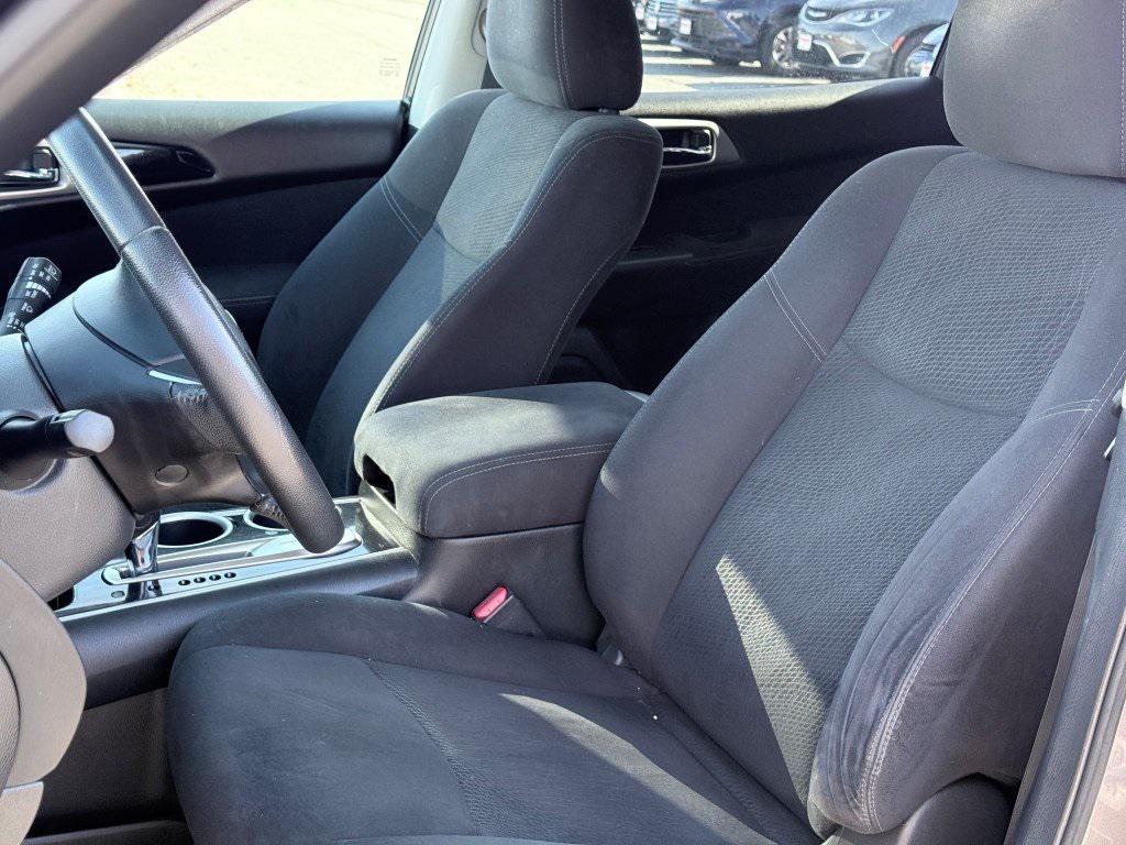 used 2013 Nissan Pathfinder car, priced at $7,900