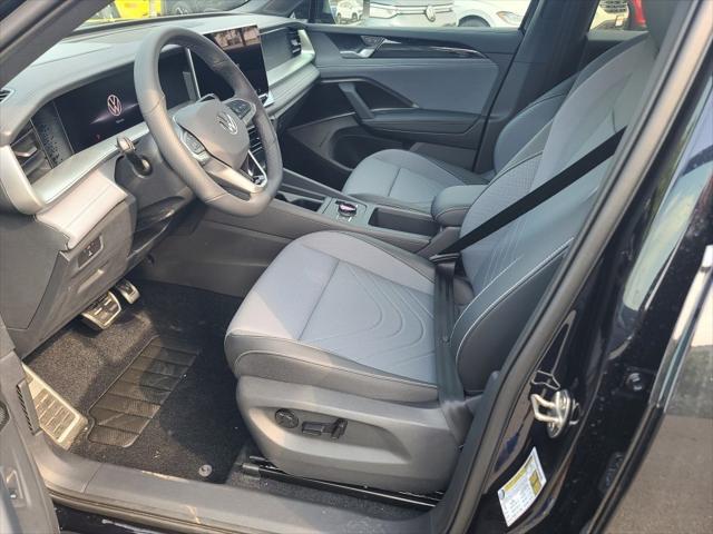 new 2025 Volkswagen Tiguan car, priced at $37,850