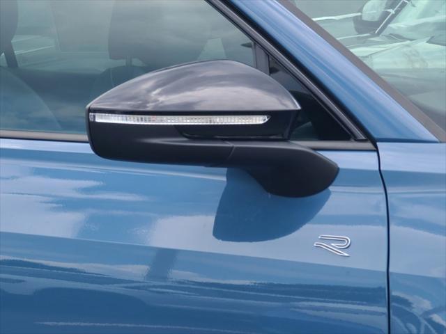 new 2025 Volkswagen Tiguan car, priced at $38,287