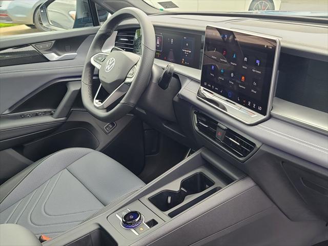 new 2025 Volkswagen Tiguan car, priced at $38,287