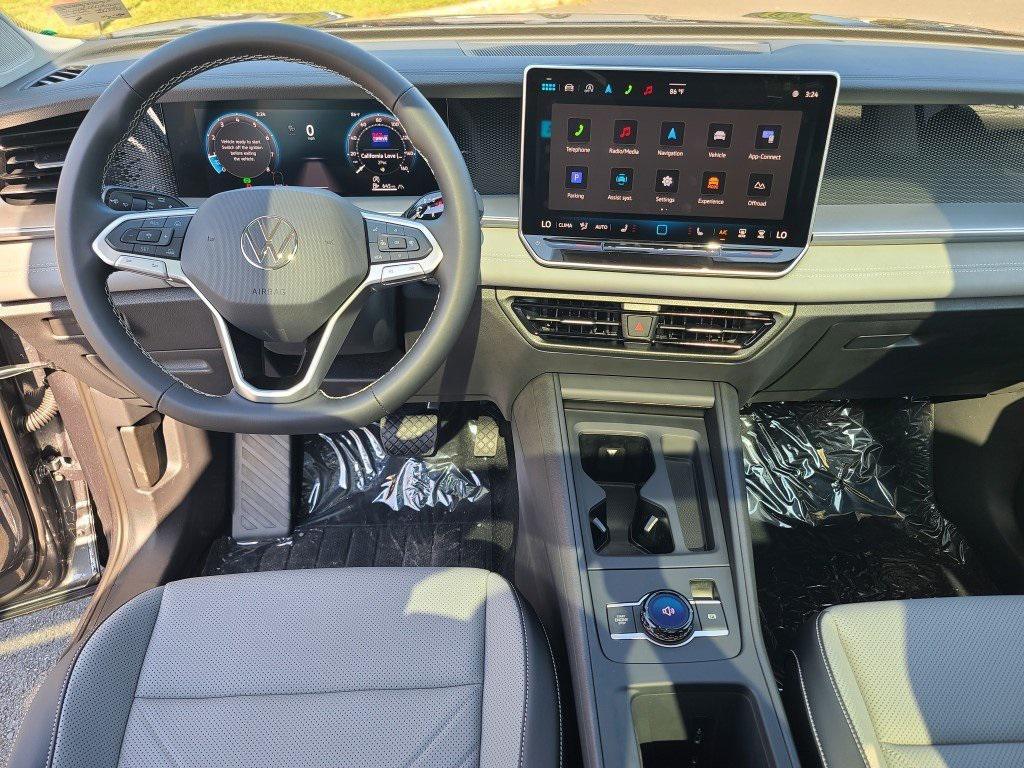 new 2025 Volkswagen Tiguan car, priced at $34,640