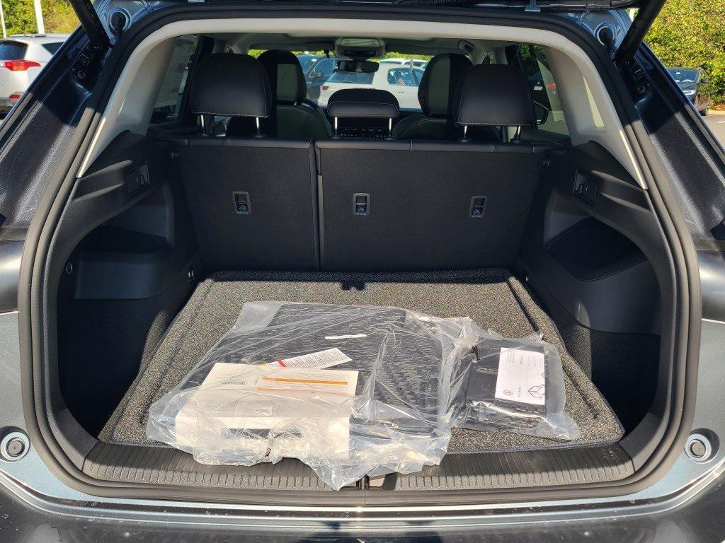 new 2025 Volkswagen Tiguan car, priced at $34,640