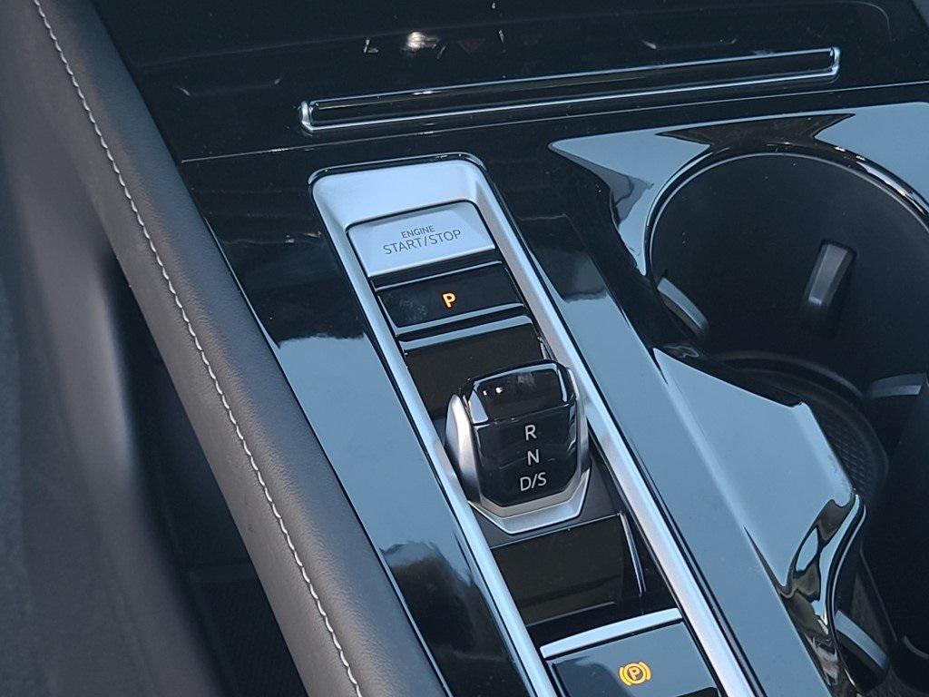 new 2025 Volkswagen Atlas car, priced at $44,433