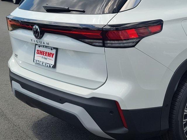 new 2025 Volkswagen Tiguan car, priced at $30,478