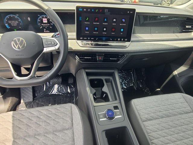 new 2025 Volkswagen Tiguan car, priced at $30,478