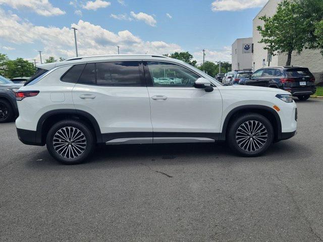 new 2025 Volkswagen Tiguan car, priced at $30,478