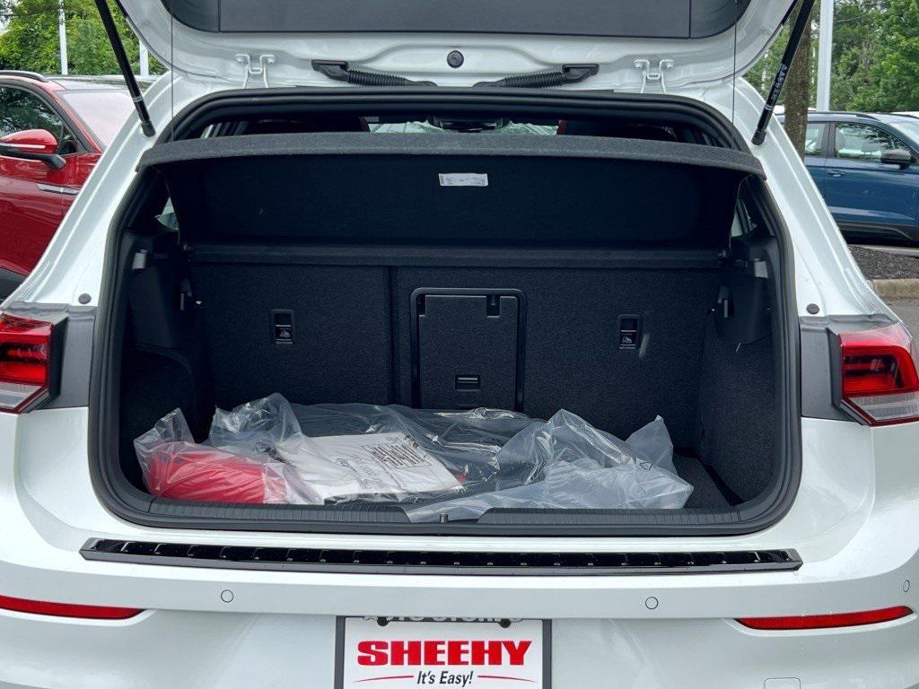 new 2025 Volkswagen Golf GTI car, priced at $38,047