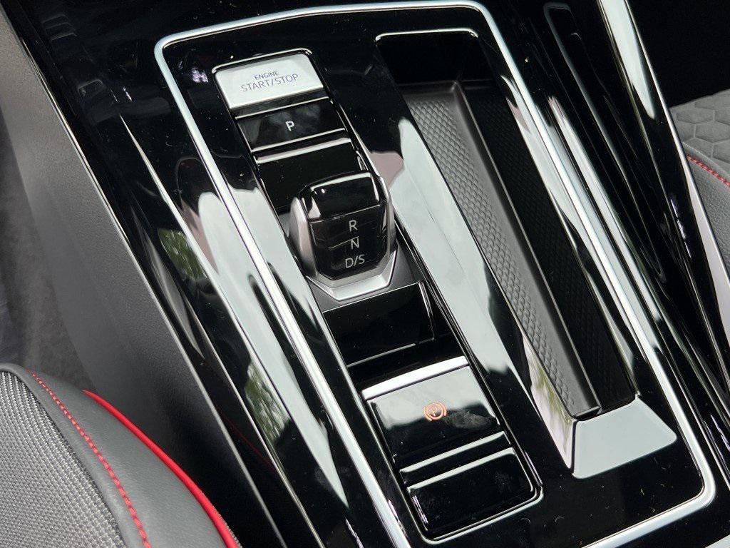 new 2025 Volkswagen Golf GTI car, priced at $38,047