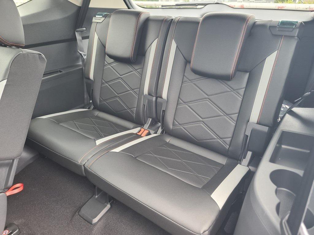 new 2025 Volkswagen Atlas car, priced at $42,866