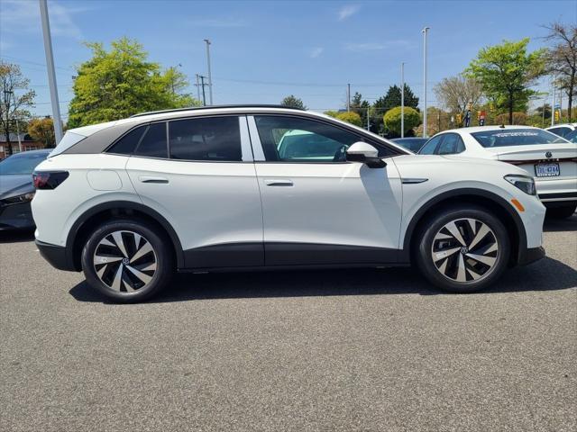new 2025 Volkswagen ID.4 car, priced at $40,667