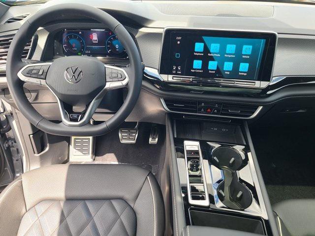 new 2026 Volkswagen Atlas Cross Sport car, priced at $53,456