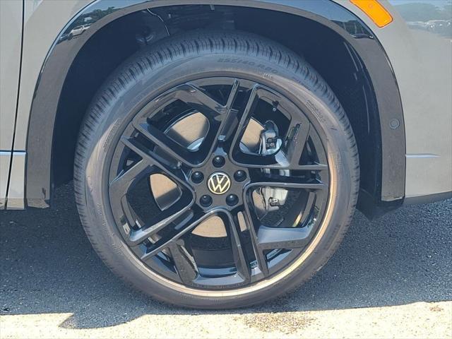 new 2025 Volkswagen Tiguan car, priced at $37,850