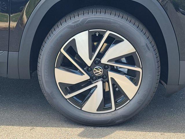 new 2026 Volkswagen Atlas car, priced at $44,843