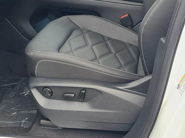 new 2026 Volkswagen Atlas Cross Sport car, priced at $45,526