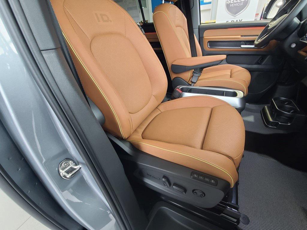 new 2025 Volkswagen ID. Buzz car, priced at $53,650